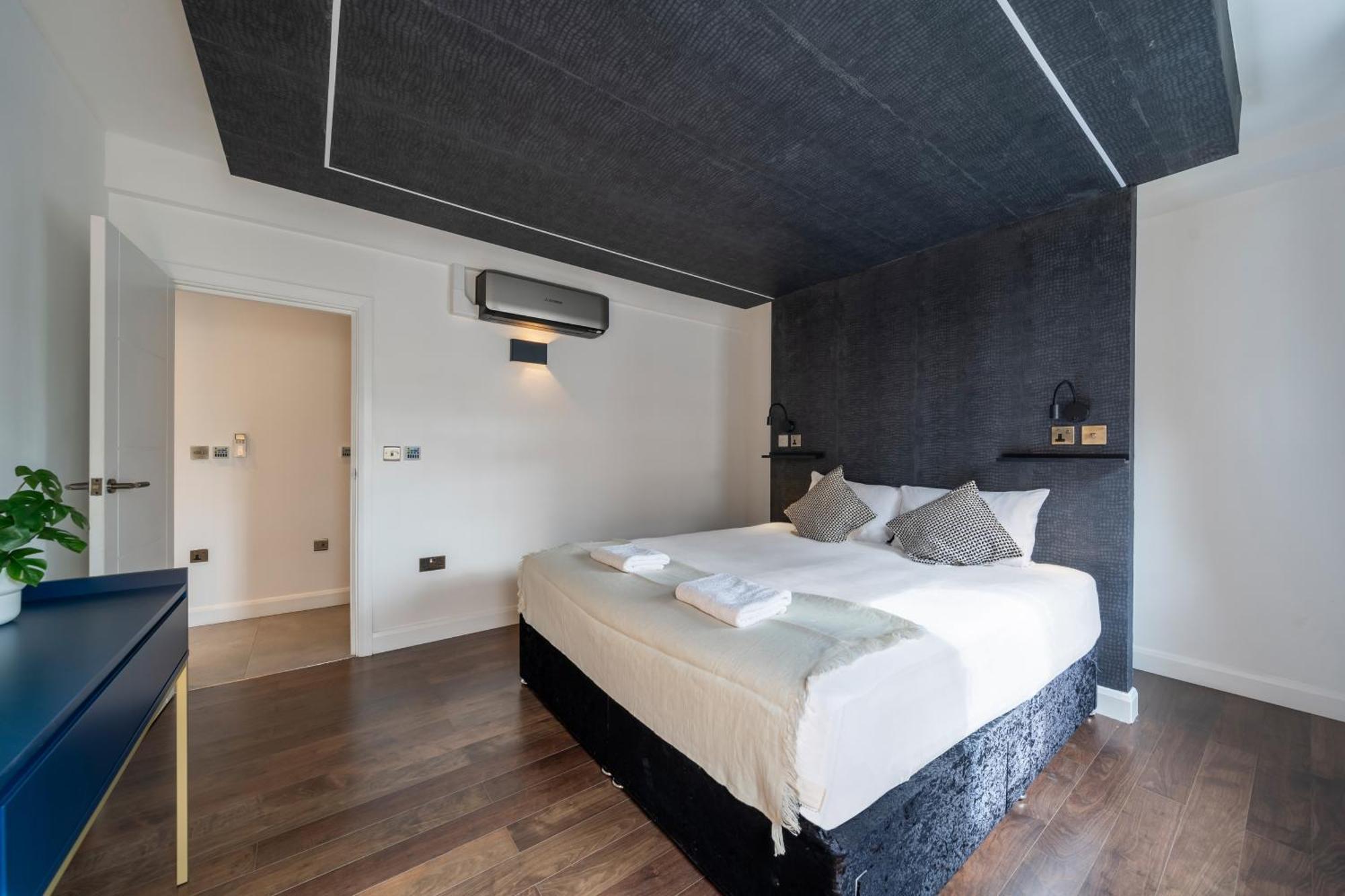 Stay At Whitfield Street لندن المظهر الخارجي الصورة