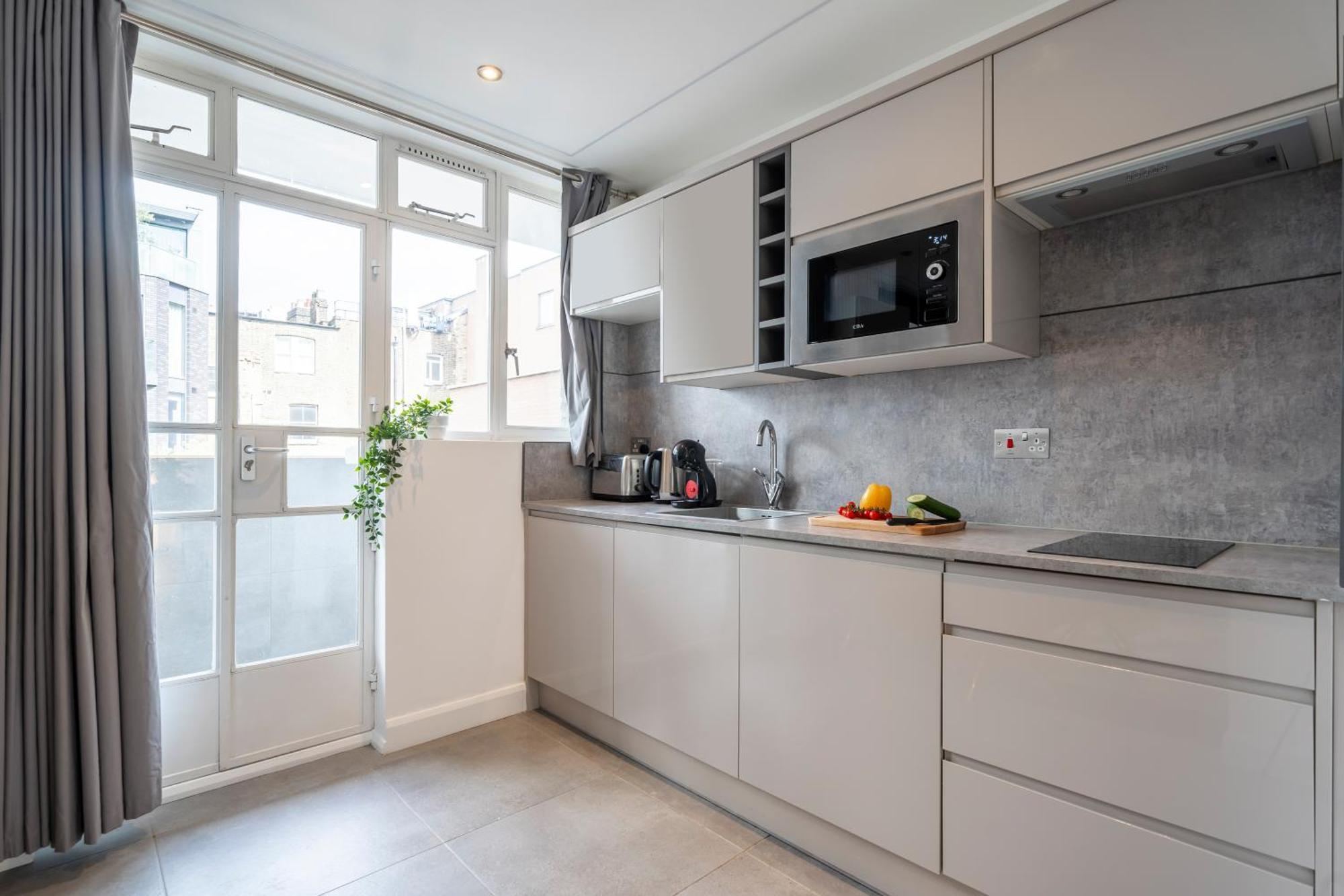 Stay At Whitfield Street لندن المظهر الخارجي الصورة